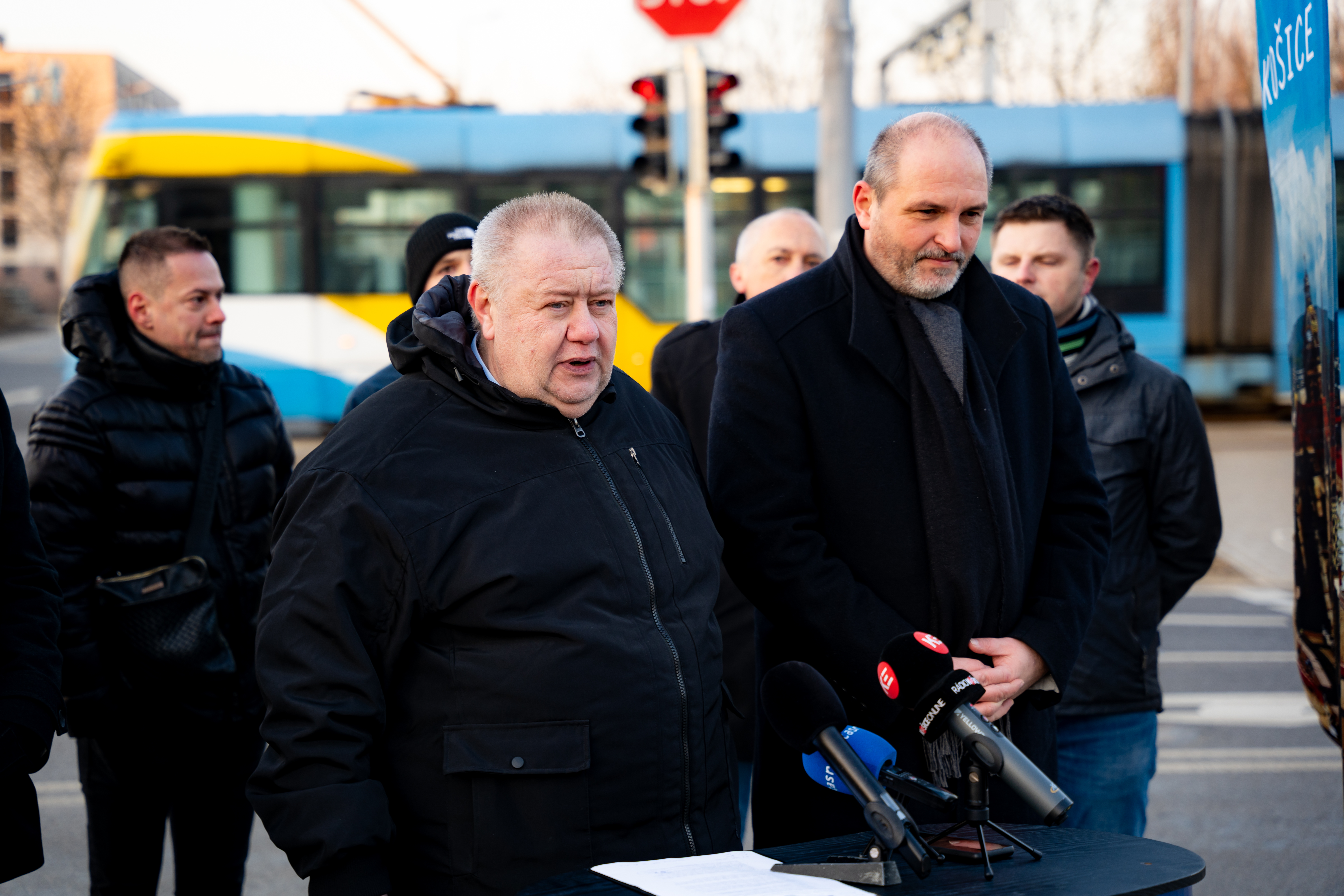 Tlacovy brifing - svetelnej signalizacie na Slaneckej ceste-4